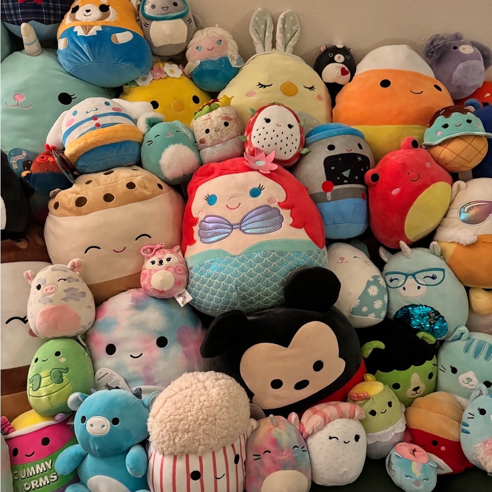 SQUISHMALLOW SURPRISE BOX - Picture 3 of 4